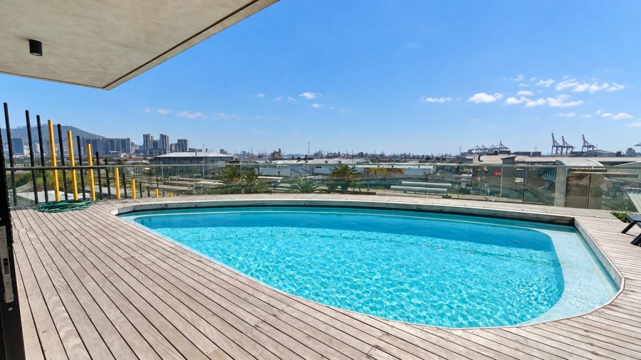 1 Bedroom Property for Sale in Woodstock Western Cape